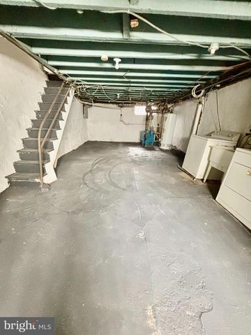 441 W RAYMOND ST, Philadelphia, PA 19140