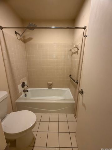 829 W Bitters Rd Apt 602, San Antonio, TX 78216
