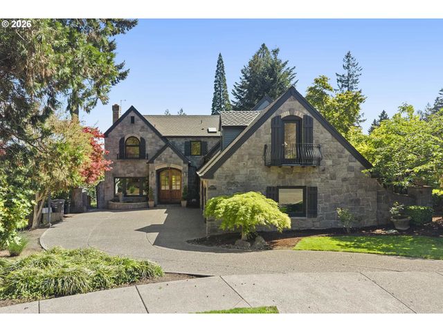 18370 RIVER EDGE Ln, Lake Oswego, OR 97034