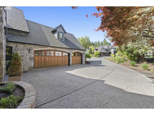 18370 RIVER EDGE Ln, Lake Oswego, OR 97034