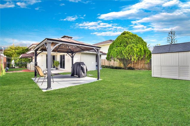 14138 SW 164th Ter, Miami, FL 33177