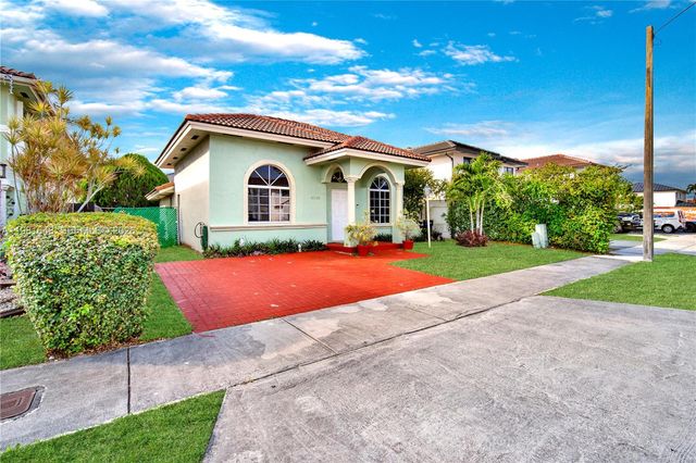 14138 SW 164th Ter, Miami, FL 33177