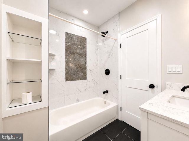 2251 S HICKS ST, Philadelphia, PA 19145