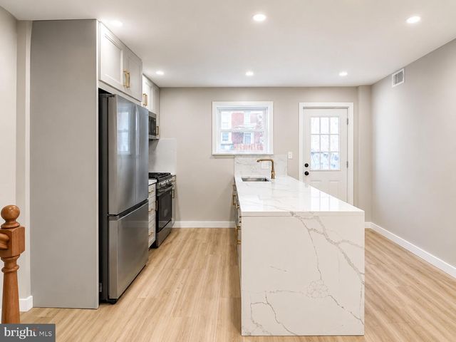 2251 S HICKS ST, Philadelphia, PA 19145