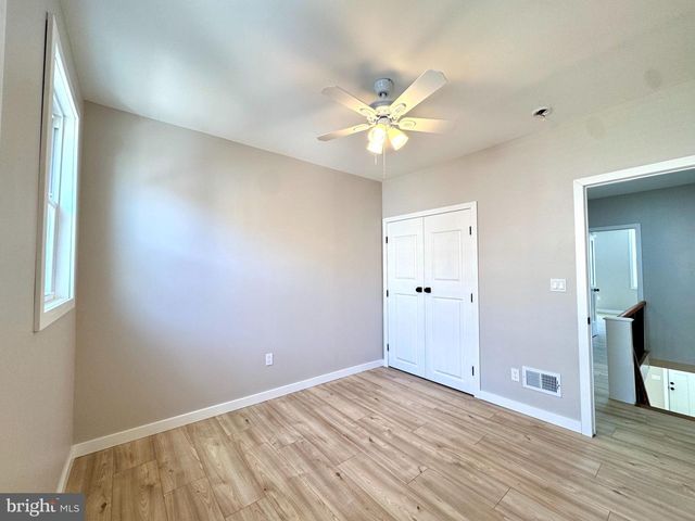 2251 S HICKS ST, Philadelphia, PA 19145