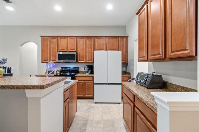 521 COPPERDALE AVE, Winter Garden, FL 34787