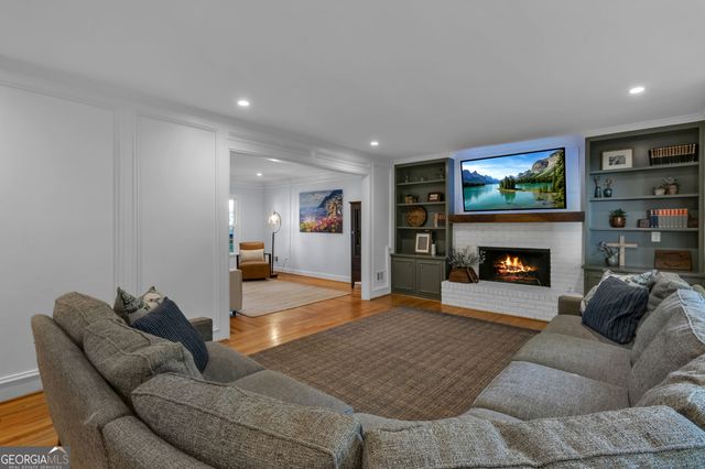 230 Clipper Bay Drive, Alpharetta, GA 30005
