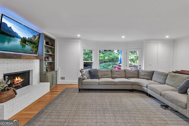 230 Clipper Bay Drive, Alpharetta, GA 30005