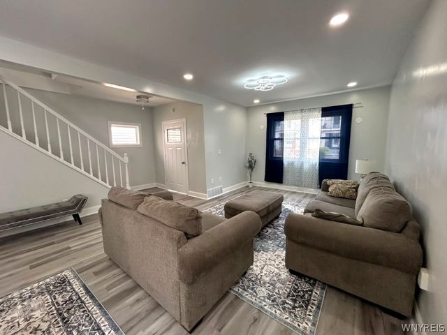 24 Euclid Avenue, Cheektowaga, NY 14211