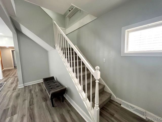 24 Euclid Avenue, Cheektowaga, NY 14211