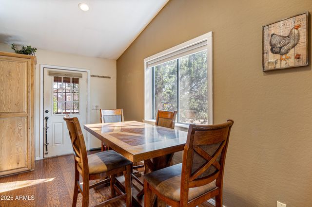 2003 LITTLE DOE Trail, Overgaard, AZ 85933