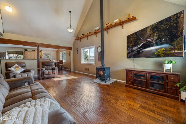 2003 LITTLE DOE Trail, Overgaard, AZ 85933