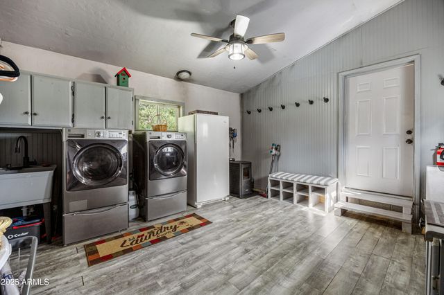 2003 LITTLE DOE Trail, Overgaard, AZ 85933