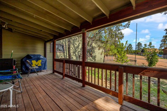 2003 LITTLE DOE Trail, Overgaard, AZ 85933
