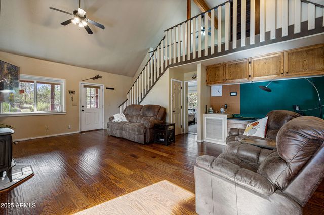 2003 LITTLE DOE Trail, Overgaard, AZ 85933