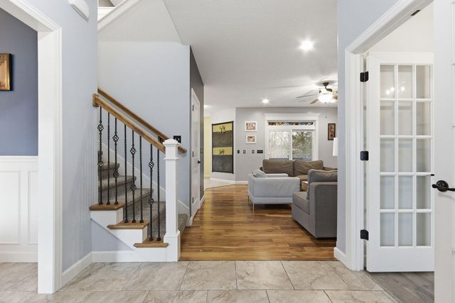 3108 CRAPE MYRTLE DR, Columbia, MO 65203