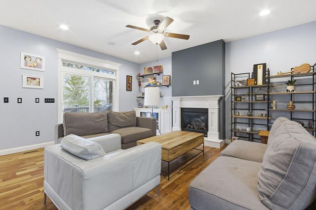 3108 CRAPE MYRTLE DR, Columbia, MO 65203