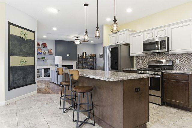 3108 CRAPE MYRTLE DR, Columbia, MO 65203