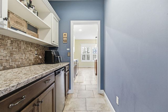 3108 CRAPE MYRTLE DR, Columbia, MO 65203