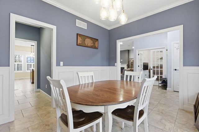 3108 CRAPE MYRTLE DR, Columbia, MO 65203