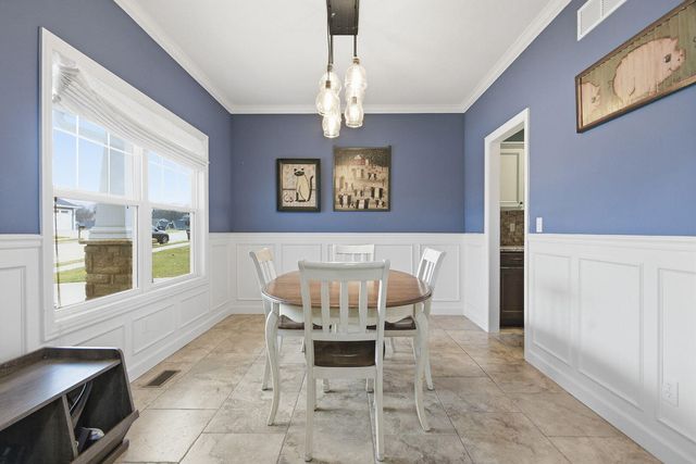 3108 CRAPE MYRTLE DR, Columbia, MO 65203