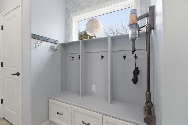 3108 CRAPE MYRTLE DR, Columbia, MO 65203