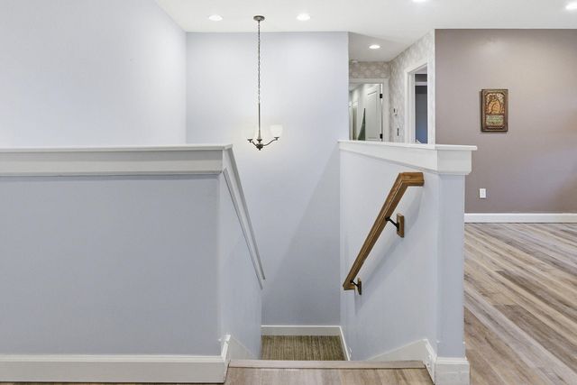 3108 CRAPE MYRTLE DR, Columbia, MO 65203