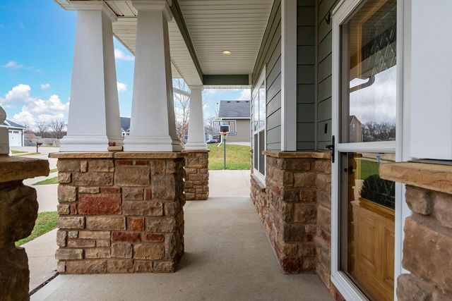 3108 CRAPE MYRTLE DR, Columbia, MO 65203