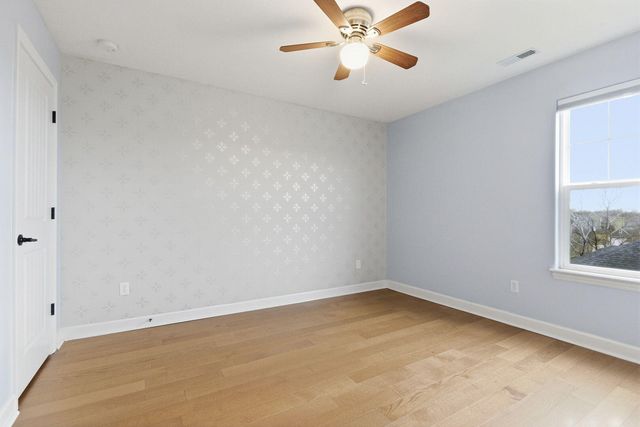 3108 CRAPE MYRTLE DR, Columbia, MO 65203