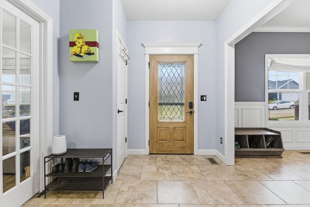 3108 CRAPE MYRTLE DR, Columbia, MO 65203