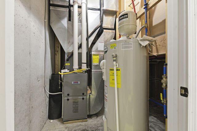 3108 CRAPE MYRTLE DR, Columbia, MO 65203