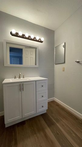 4225 THORNBRIAR LANE 201, Orlando, FL 32822