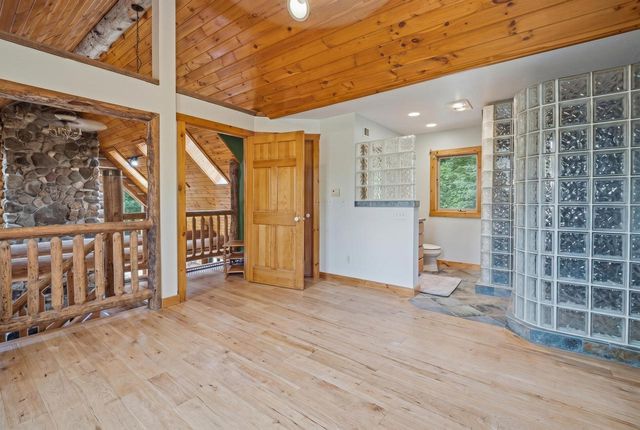 W5501 Burrows LANE, Elkhart Lake, WI 53020