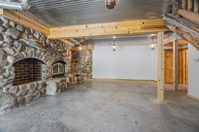 W5501 Burrows LANE, Elkhart Lake, WI 53020