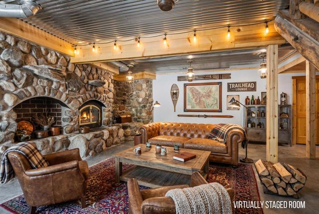W5501 Burrows LANE, Elkhart Lake, WI 53020