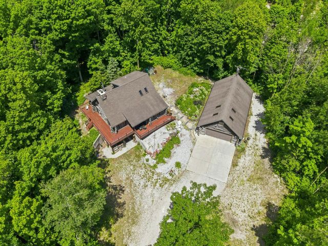 W5501 Burrows LANE, Elkhart Lake, WI 53020