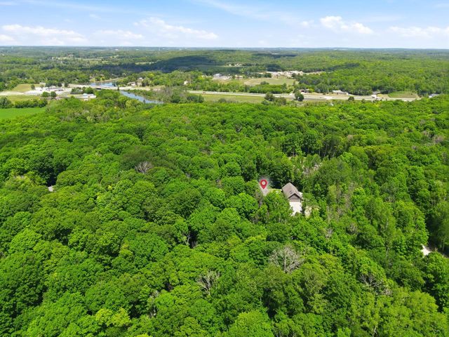 W5501 Burrows LANE, Elkhart Lake, WI 53020