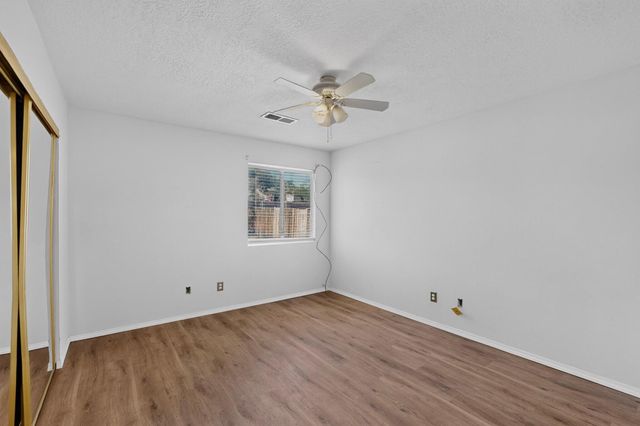 1657 Lark Spur Drive NE, Rio Rancho, NM 87144