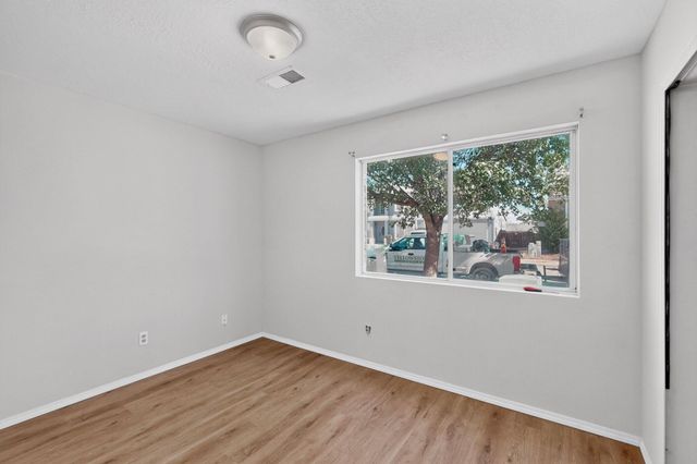 1657 Lark Spur Drive NE, Rio Rancho, NM 87144