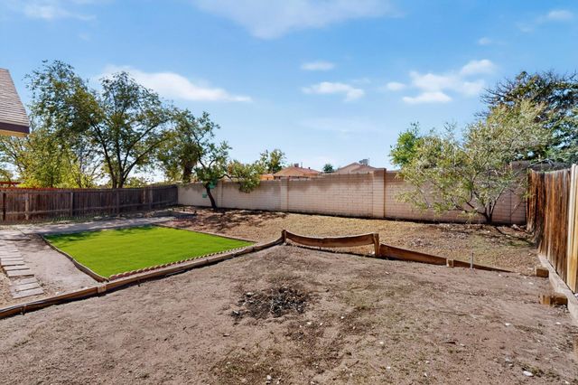 1657 Lark Spur Drive NE, Rio Rancho, NM 87144