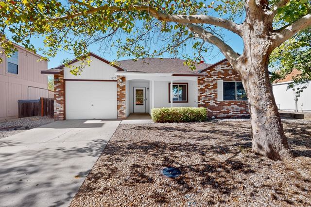 1657 Lark Spur Drive NE, Rio Rancho, NM 87144
