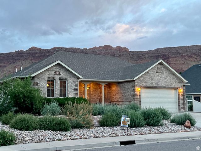 487 KIVA DR, Moab, UT 84532