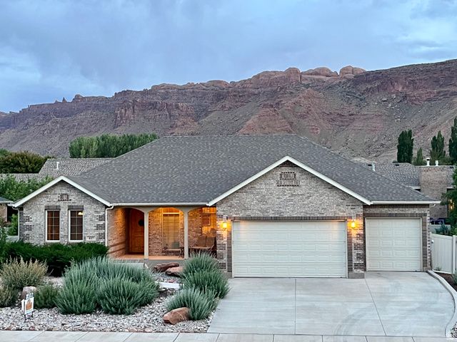 487 KIVA DR, Moab, UT 84532