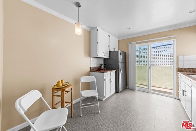 1536 Harvard Street 6, Santa Monica, CA 90404