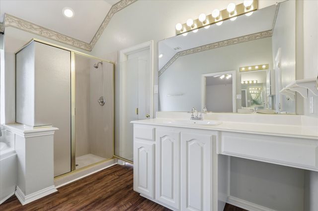 1060 Cornell Drive, Carrollton, TX 75007