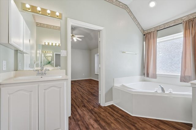 1060 Cornell Drive, Carrollton, TX 75007
