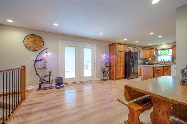 1142 S Elm Street, Ottawa, KS 66067