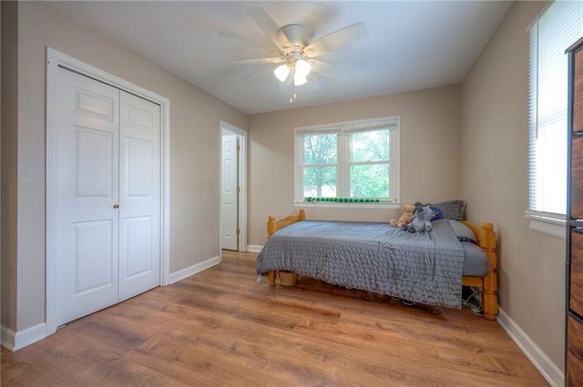 1142 S Elm Street, Ottawa, KS 66067