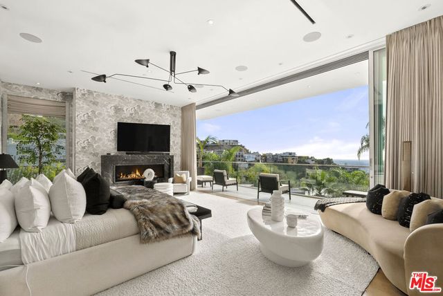 1889 Rising Glen Road, Los Angeles, CA 90069