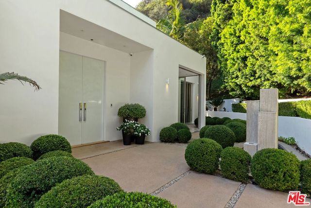 1889 Rising Glen Road, Los Angeles, CA 90069